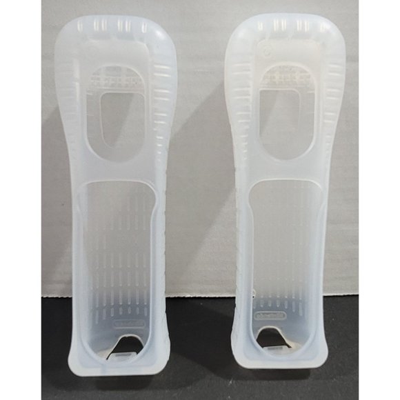 Nintendo Wii Clear Silicone Remote Holder, Bundle of Two (2). - Picture 1 of 3